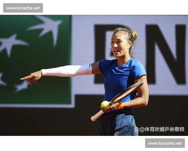 郑钦文破发关键局点燃逆转希望！首盘 3 平展现大心脏特质